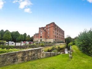 External- click for photo gallery